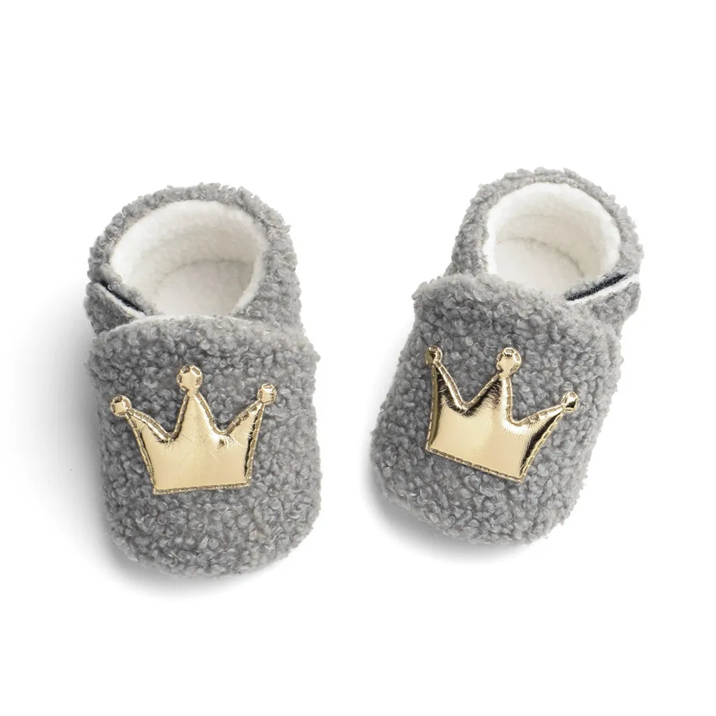 Детская Хлопковая обувь для малышей; зимняя меховая Детская обувь с короной для маленьких мальчиков и девочек; хлопковые ботинки для первых прогулок; обувь для детей