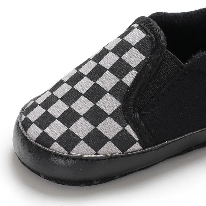 Детская кроватка детская обувь loafersCasual парусиновая обувь; Мокасины, пропускающие воздух; большие размеры на возраст от 0 до 6 месяцев, мягкий, для новорожденных дно SHL076