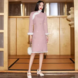 Qipao en laine matelassé épaissi de style chinois, nouvelle collection d'hiver 2021, rétro, amincissant, jeune, jacquard, broderie améliorée, nouvelle collection 