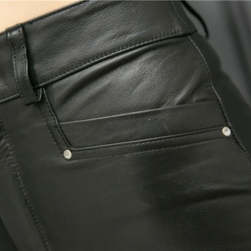 Рисунок 4 - Женские облегающие брюки-карандаш из натуральной кожи