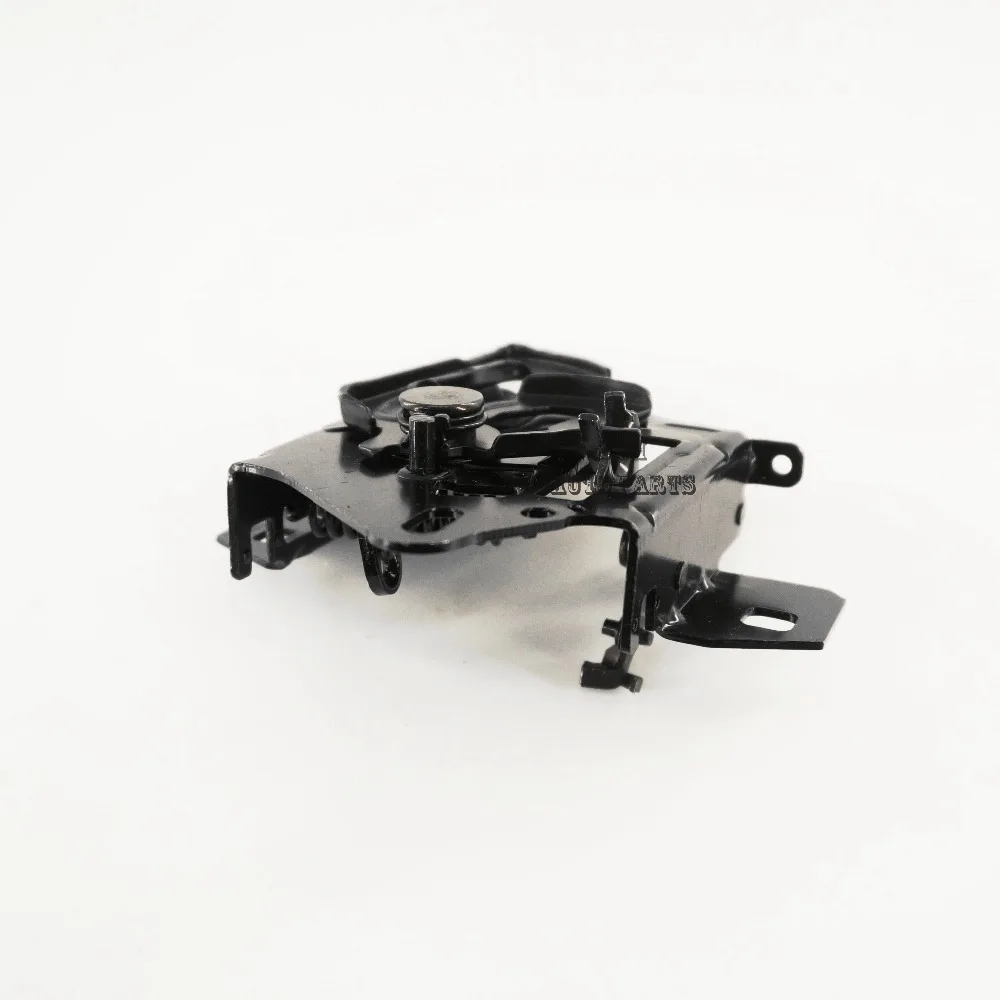 Нижний капот двигателя Замок Защелка 3B0 823 509 T для VW Passat B5 1998-2000# 3B0823509K 3B0 823 509 M