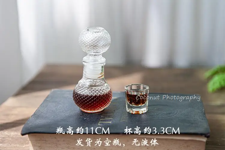 Coconut Newborn Photography Props  European-style glass wine bottle wine glass decorative ornaments props