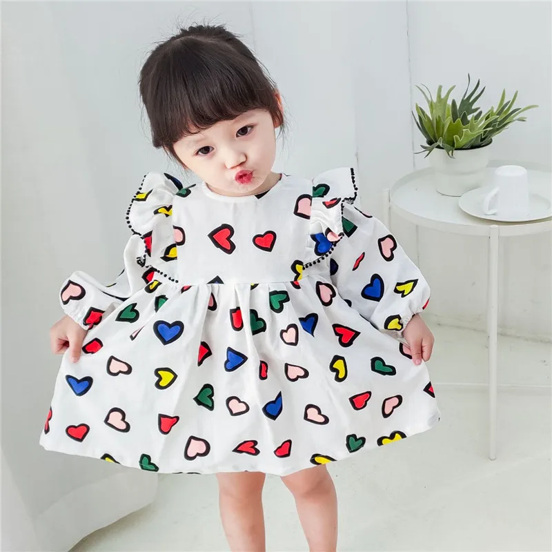 Preise Valentines Kleinkind Mädchen Kleid Littler Mädchen Herz Kleid Quaste Flattern Langarm Kleider für Mädchen Frühling Kleid Party Kleid