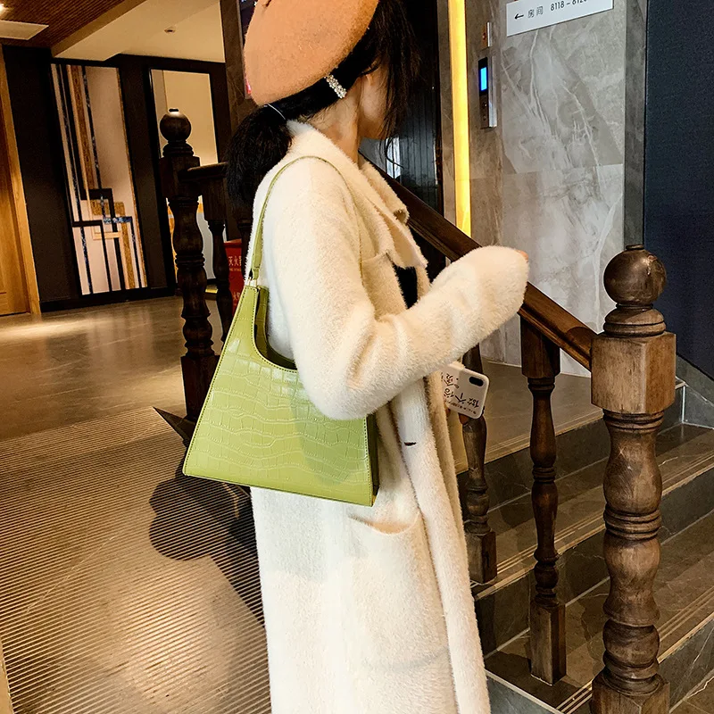 

New Style WOMEN'S Bag 2019 Korean-style Versitile Fashion Solid Color Stone Pattern Saddle Bag Textured Western Style WOMEN'S Sh