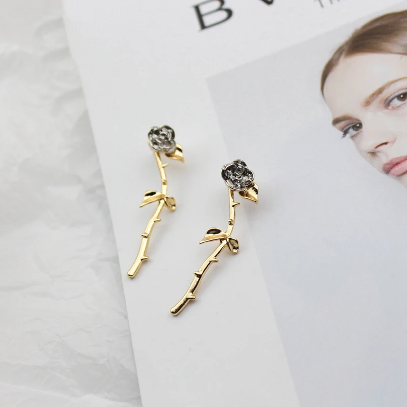 

Simple Design Unique Romantic Flower Stud Earring Ethnic Korean Gold Color Rose Earring For Women Wedding Gift Party