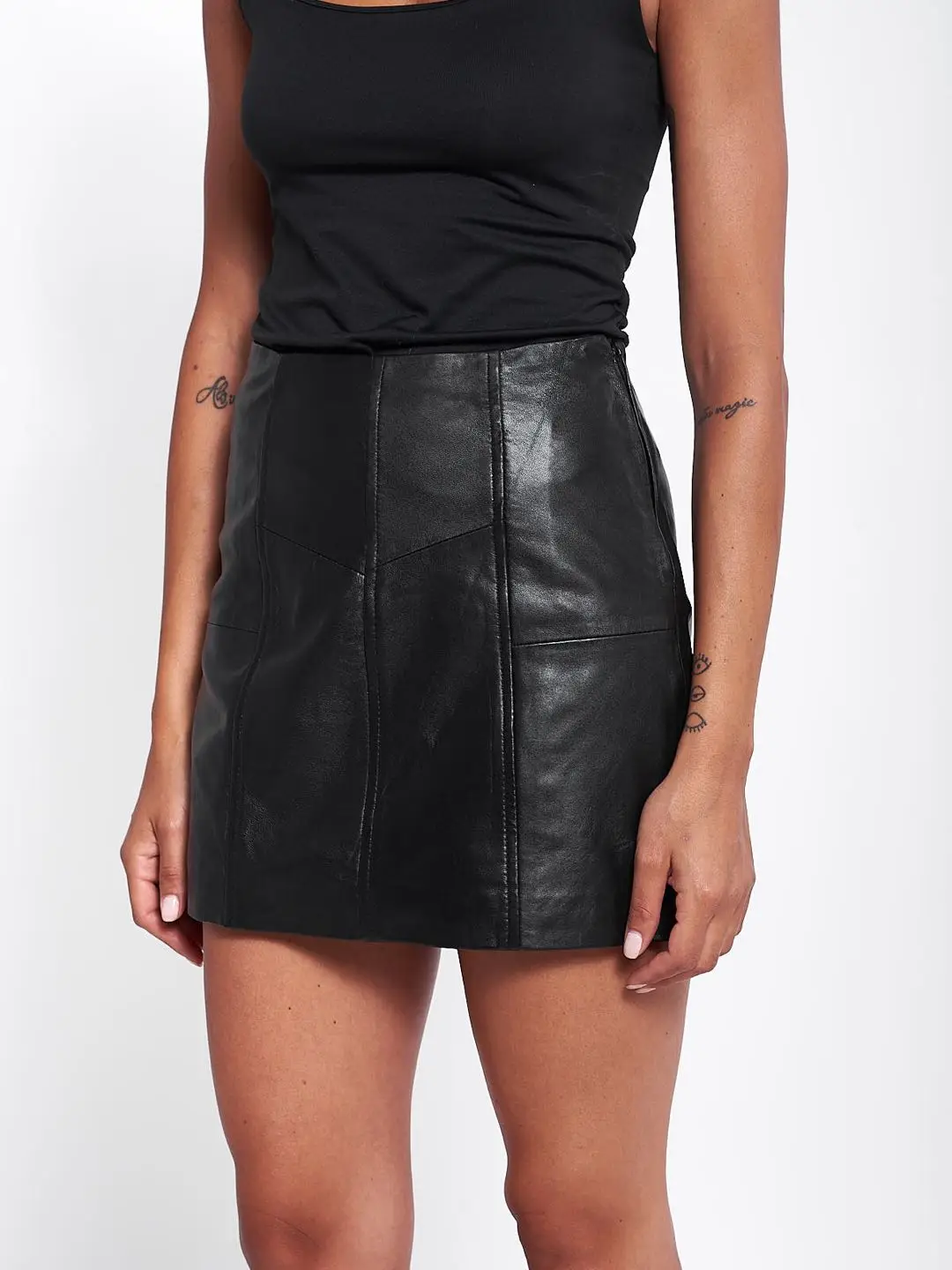 VAINAS European Brand Women Genuine sheep leather High Waist  Short Skirts women Black  Zipper A-line sheep Leather Skirt