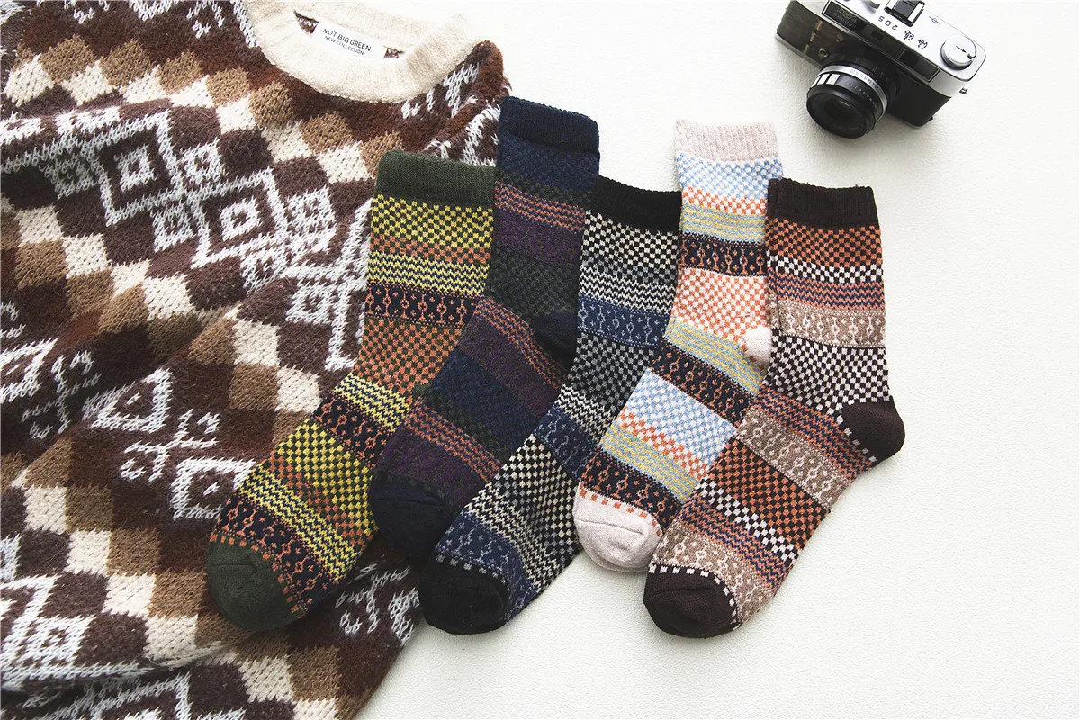 Winter warm men's wool socks hand-woven stitching small lattice Harajuku retro style fashion men's socks
