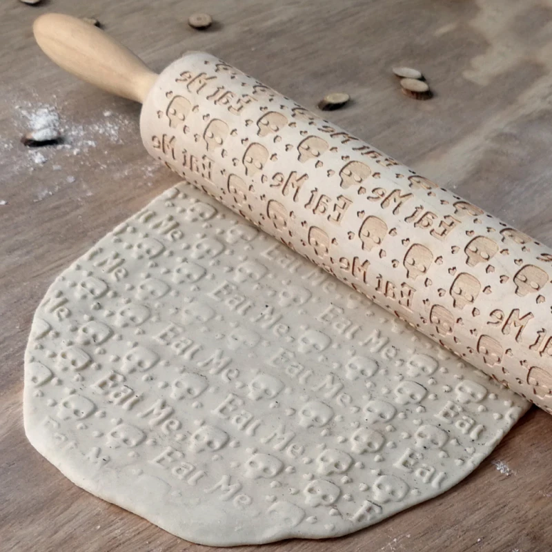 

Classic Halloween Embossing Wooden Rolling Pin with Easy Roll Bearings Embossed Kitchen Cooking Baking Tools Accessories