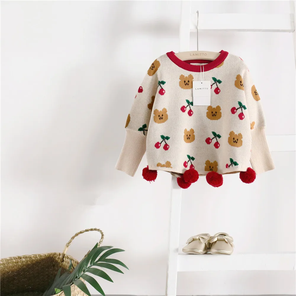 Осенне-зимний дизайнерский жаккардовый пуловер с рисунком медведя для маленьких девочек; свитера с помпонами; хлопковые топы; детская одежда; Детский свитер