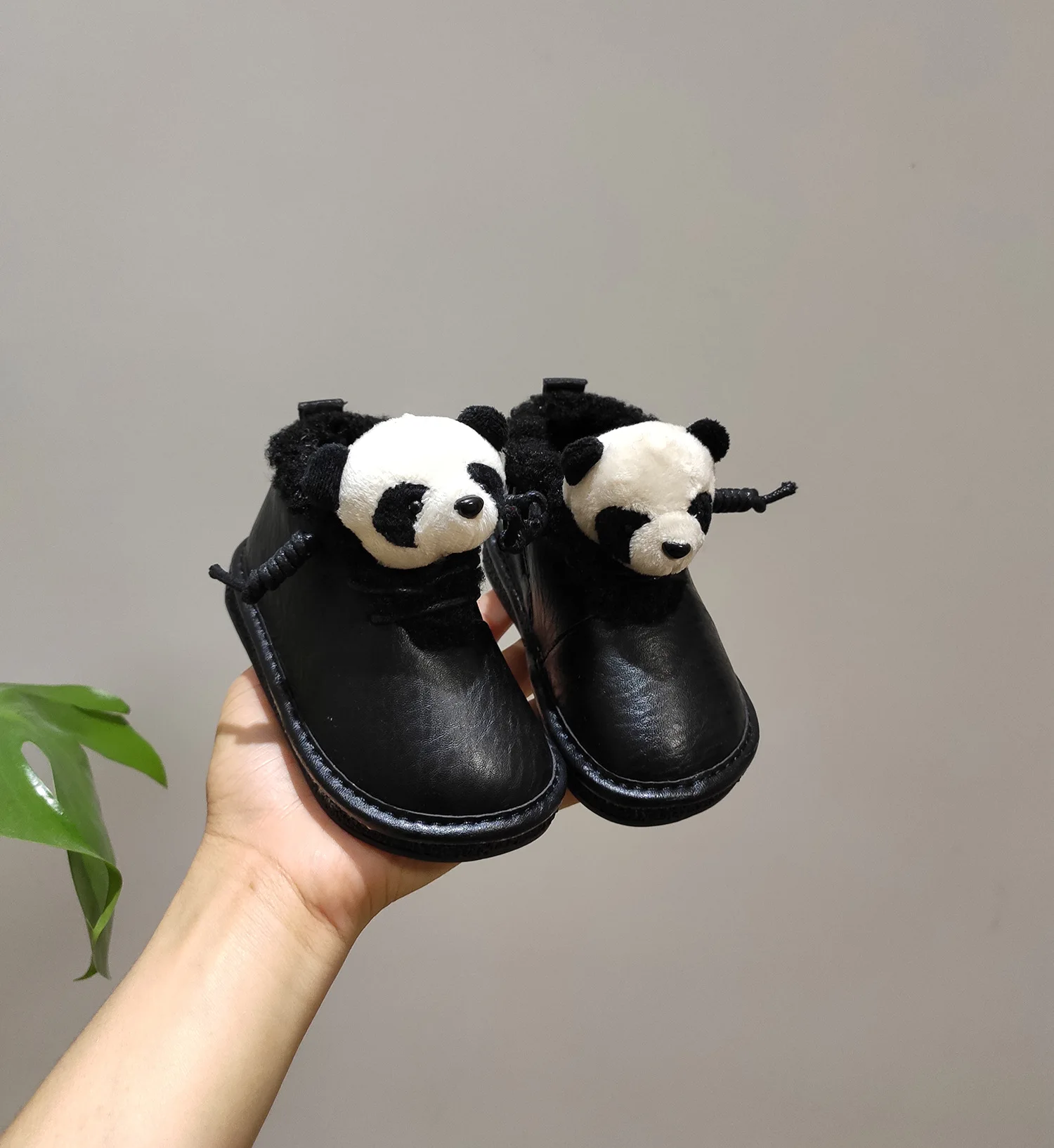 CCTWINS/детская обувь; коллекция года; зимняя детская обувь из искусственной кожи; брендовые теплые ботинки для маленьких девочек; Модные ботильоны для мальчиков; Цвет Черный; FB1779