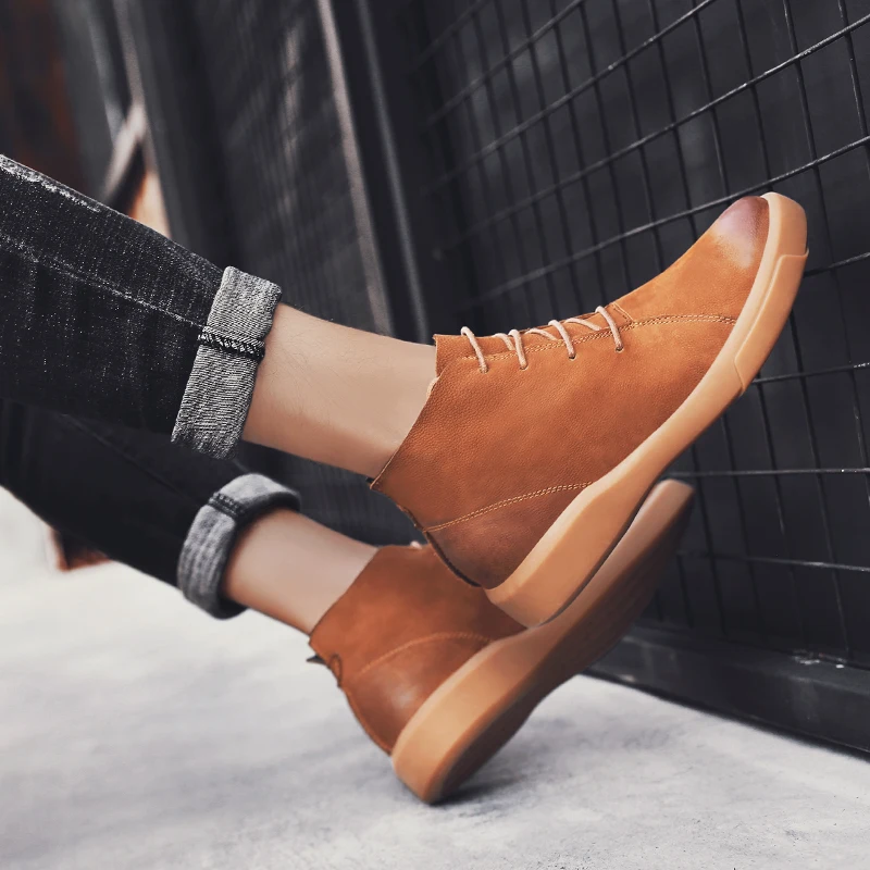 2021 New Mens Cow Leather Waterproof Hiking Shoes Mountain Hiking Boots Trainers Breathable Jogging Shoes Trekking Shoes Outdoor