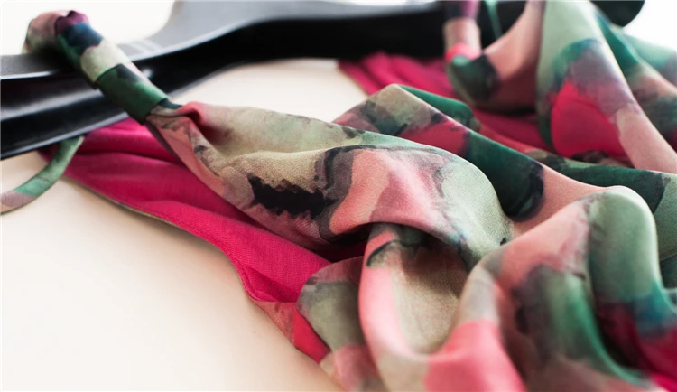 Sexy V-hals Zomer Chiffon Jurk Vrouwen Kleding 2020 Vintage Bloemen Beach Party Vrouwen Jurken Dames Maxi Vestido Sexy V-hals Zomer Chiffon Jurk Vrouwen Kleding 2020 Vintage Bloemen Beach Party Vrouwen Jurken Dames Maxi Vestido