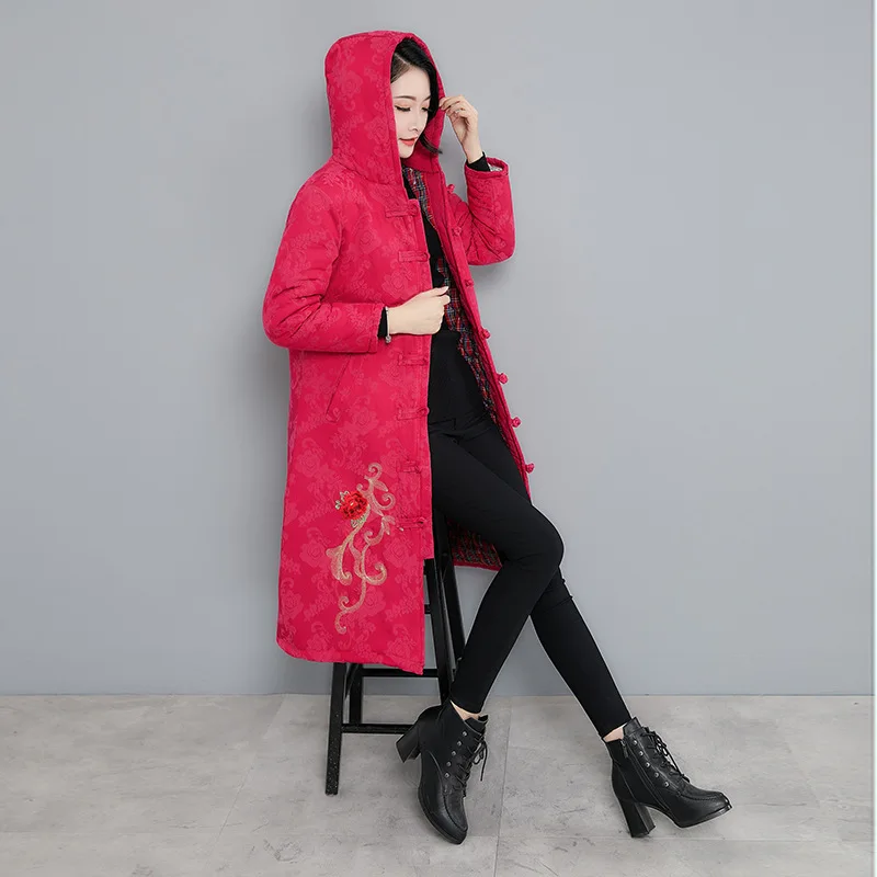 

2018 Winter New Embroidered Cotton Linen Large Size Hooded Waist Hugging Middle Long Coat Retro Frog Female Coat Yz8176