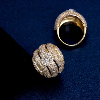 

Bride Talk Luxury Twist Lines Cubic Zirconia Engagement Dubai Wholesale Wedding Big Rings For Women Finger Jewelry Accessories