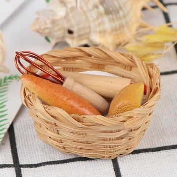 

1:12 Pretend Play Toy Dollhouse Miniature Food tool Bread Toast hot dog with Basket Dining Room Bakery Pastry Kitchen Decoration