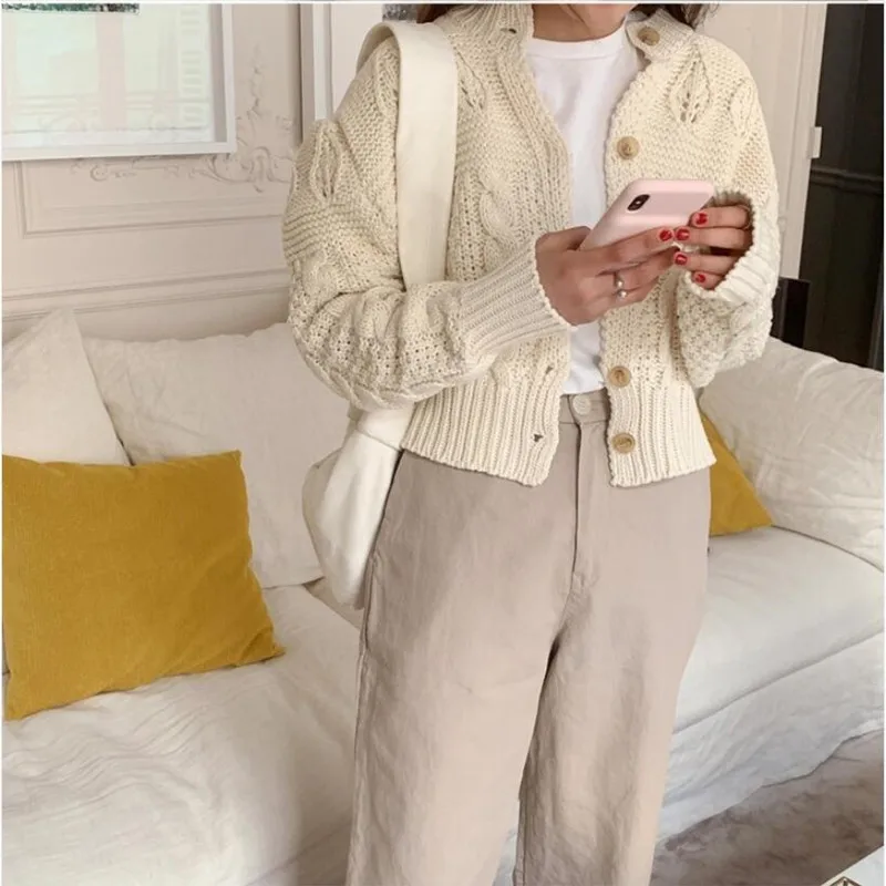 

2019 High quality knit cardigan women's long-sleeved thick autumn and winter slim short sweater coat loose casual new sweater