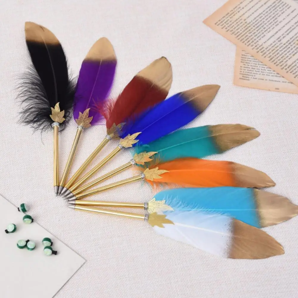 

1Pc Cute Feather Ballpoint Pens 0.5mm Kawaii Ball Pens Gold Powder Pens For Writing School Office Supplies Novelty Stationery
