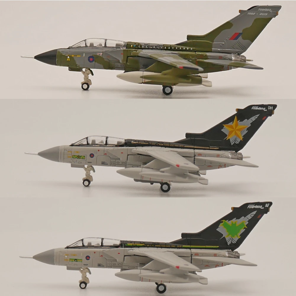Модель самолета из литого под давлением Herpa 1:200 Royal Air Force Panavia Tornado GR.4 Farewell