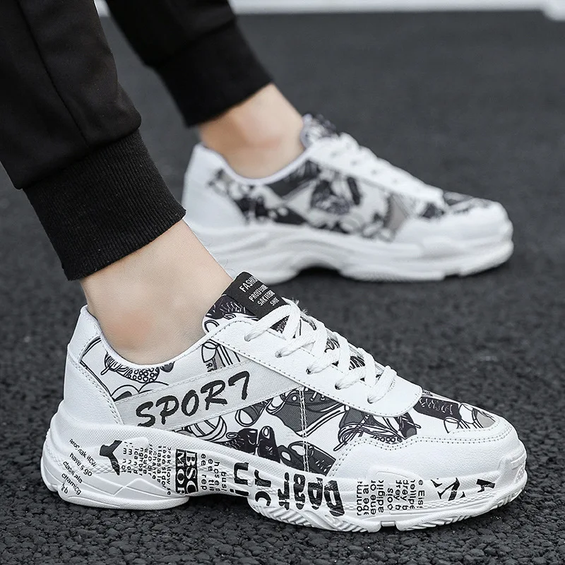 

New Style Men Colored Cloth Shoes Trend Breathable Students Athletic Shoes Low Top Casual Shoes Men Shoes