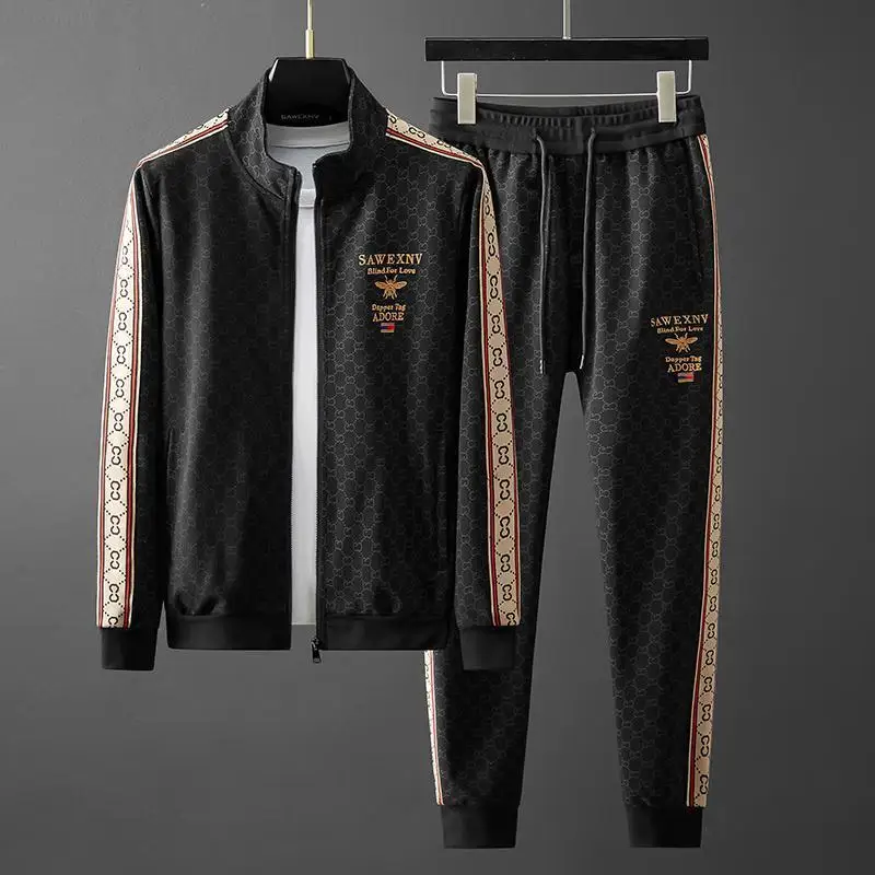 

2020 new stand-collar casual suit trend wild open shirt jacket two-piece European station embroidery bee coat male