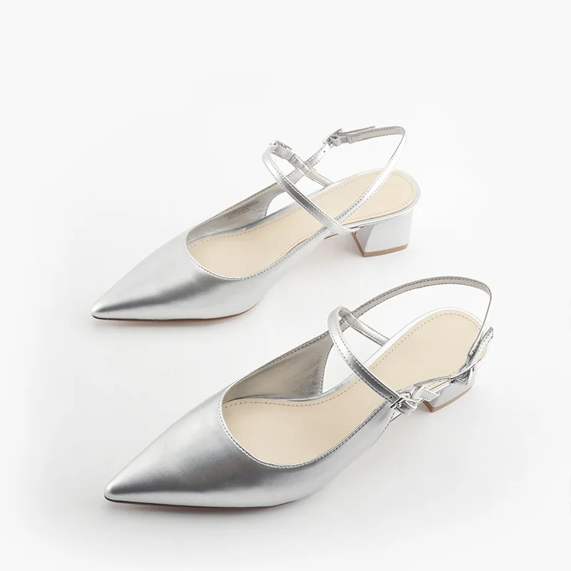 

Classics Fashion Closed Toe Sandals Women Solid Buckle Casual Back Strap Sandals Hoof Heels Med Ankle Strap Shoes