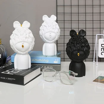 

Nordic Minimalist Resin Figurines Cute Boy Sculpture Decoration Crafts Coffee Bar Living Room Wine Cabinet Decorative Ornaments