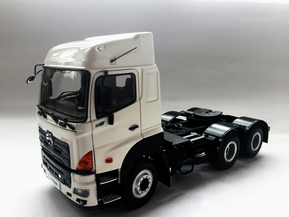 1:24 HINO 700 сверхмощный для трактора, прицепа, грузовика, литые модели для коллекционного подарка с быстрой доставкой