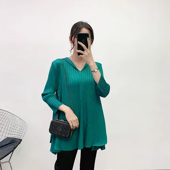

Women Pleated Tops Hooded Shirts Pullove Autumn And Winter 2019 Loose Large Tops