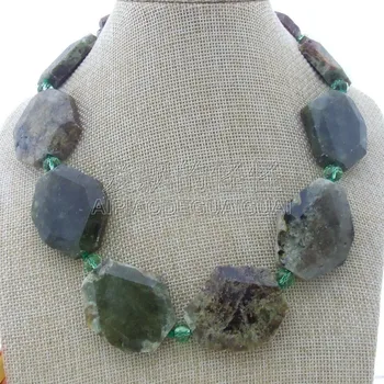 

N010609 19" 33x39MM Green Gems Stone Necklace