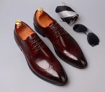 

Dress shoes Bullock Men carved low heel shoes genuine leather pointed toes black red breathable shoes wedding party oxford