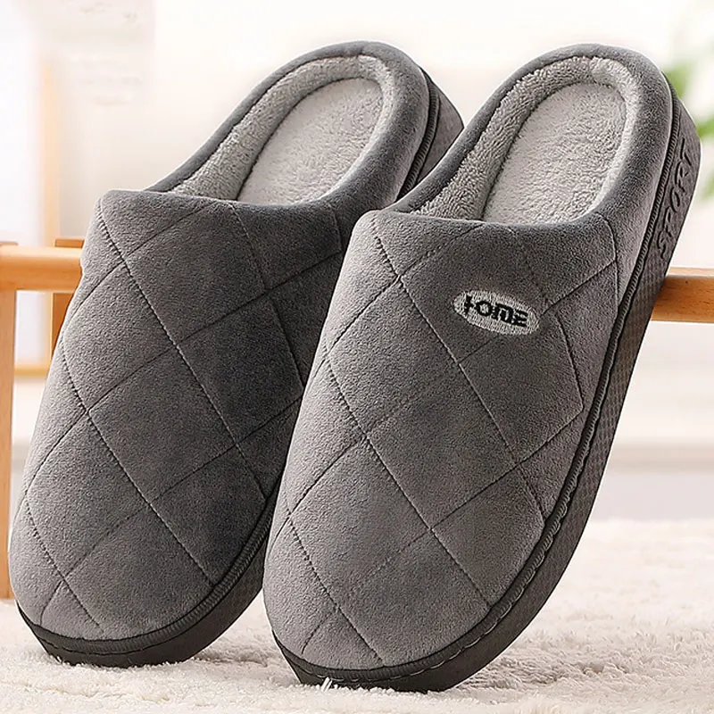 

2020 Winter women's slippers Checkered designer Home slippers fashion soft Velvet Indoor shoes Woman Large size 46-47