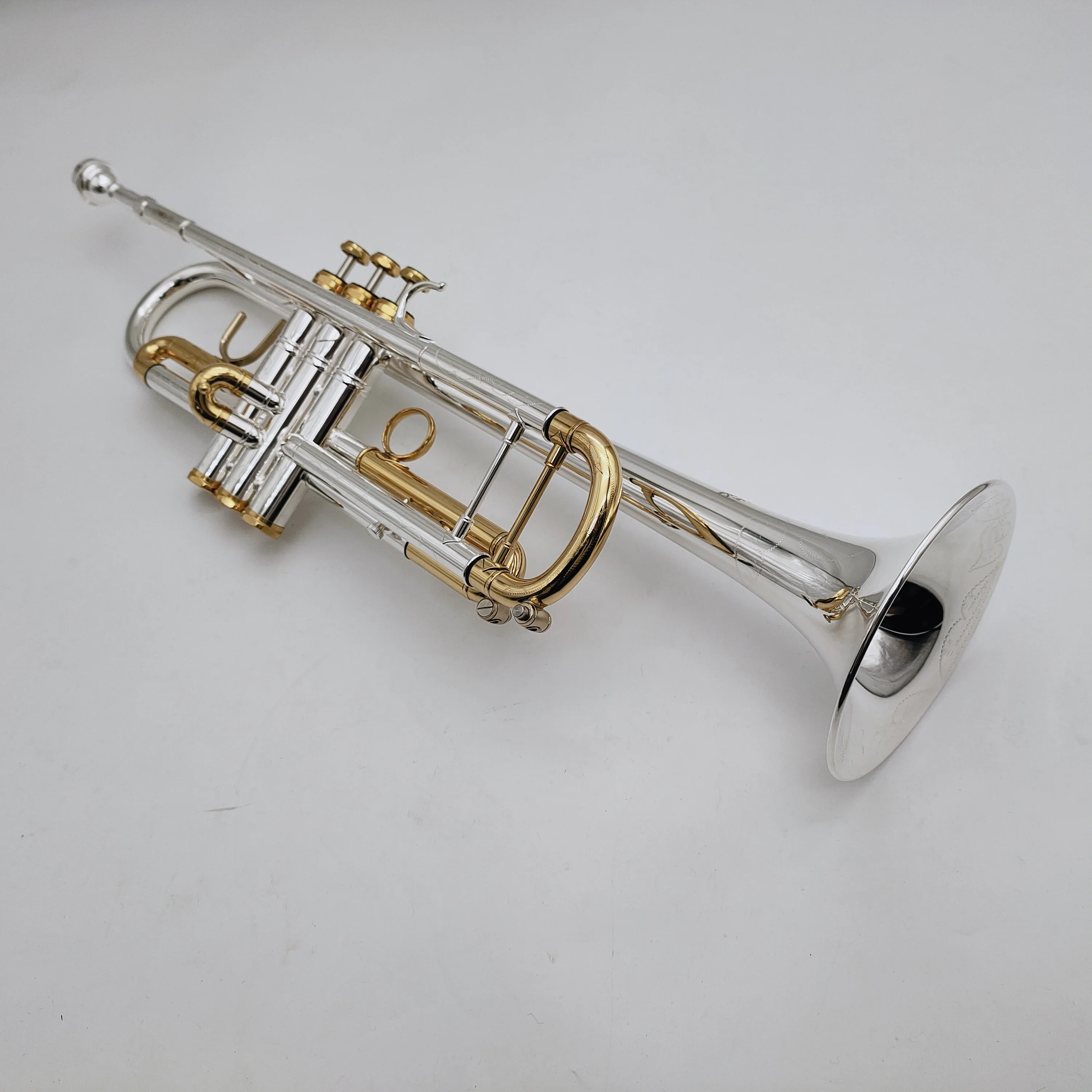 BACH Trumpet LT180S-72 B Flat Sliver Plated Brass Instrument With Leather Case