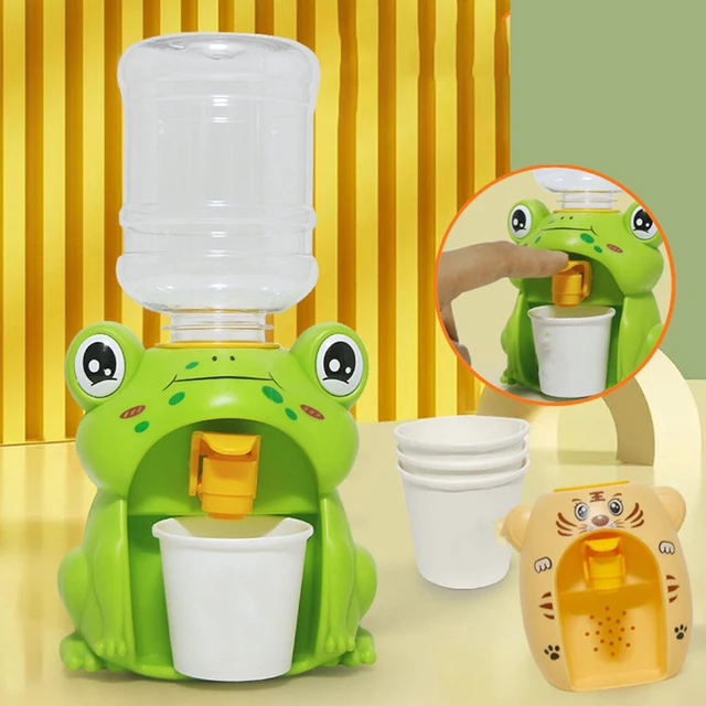Mini Pet Cartoon Water Dispenser Drinking Cool Simulation Appliance Pretend Play Children Kitchen Toy Gift Fountain Toy for Kids 3