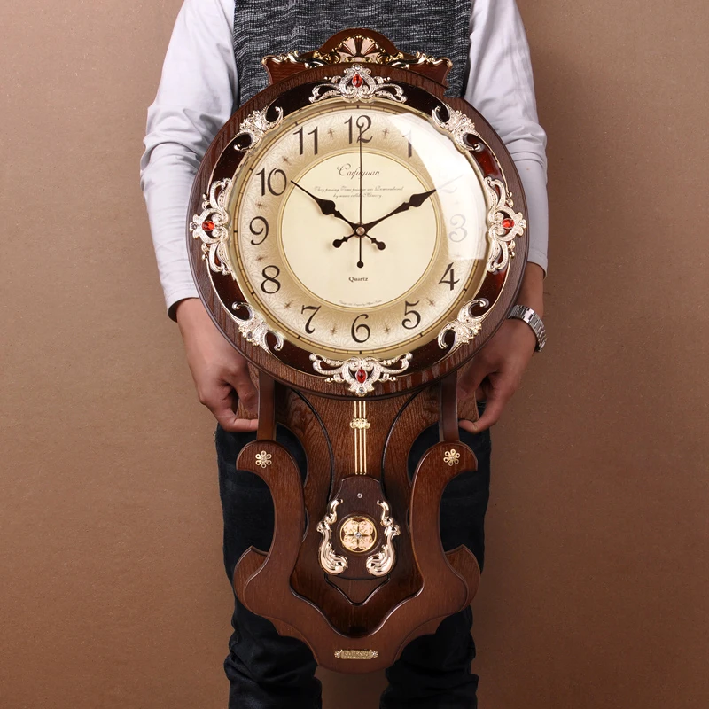 Винтажные часы в европейском стиле настенные часы, настенные часы художественные деревянные настенные часы большая индивидуальность немой творческий современный маятниковые часы 50WC066