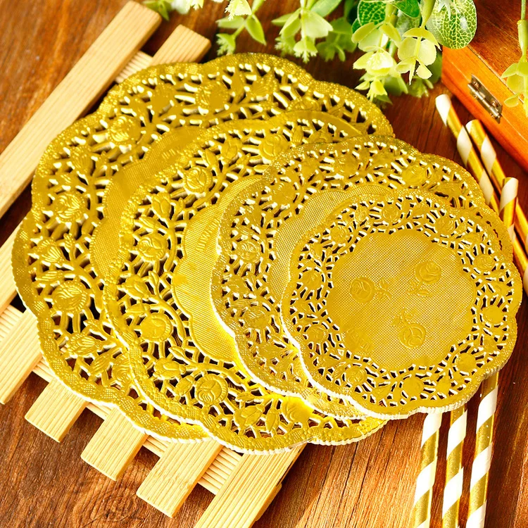 gold silver paper doilies  (3)