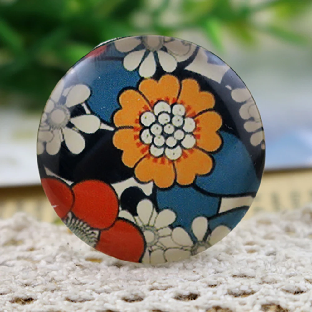 

3pcs 30mm Handmade Photo Glass Cabochons (Modern Girl) (I5-15)