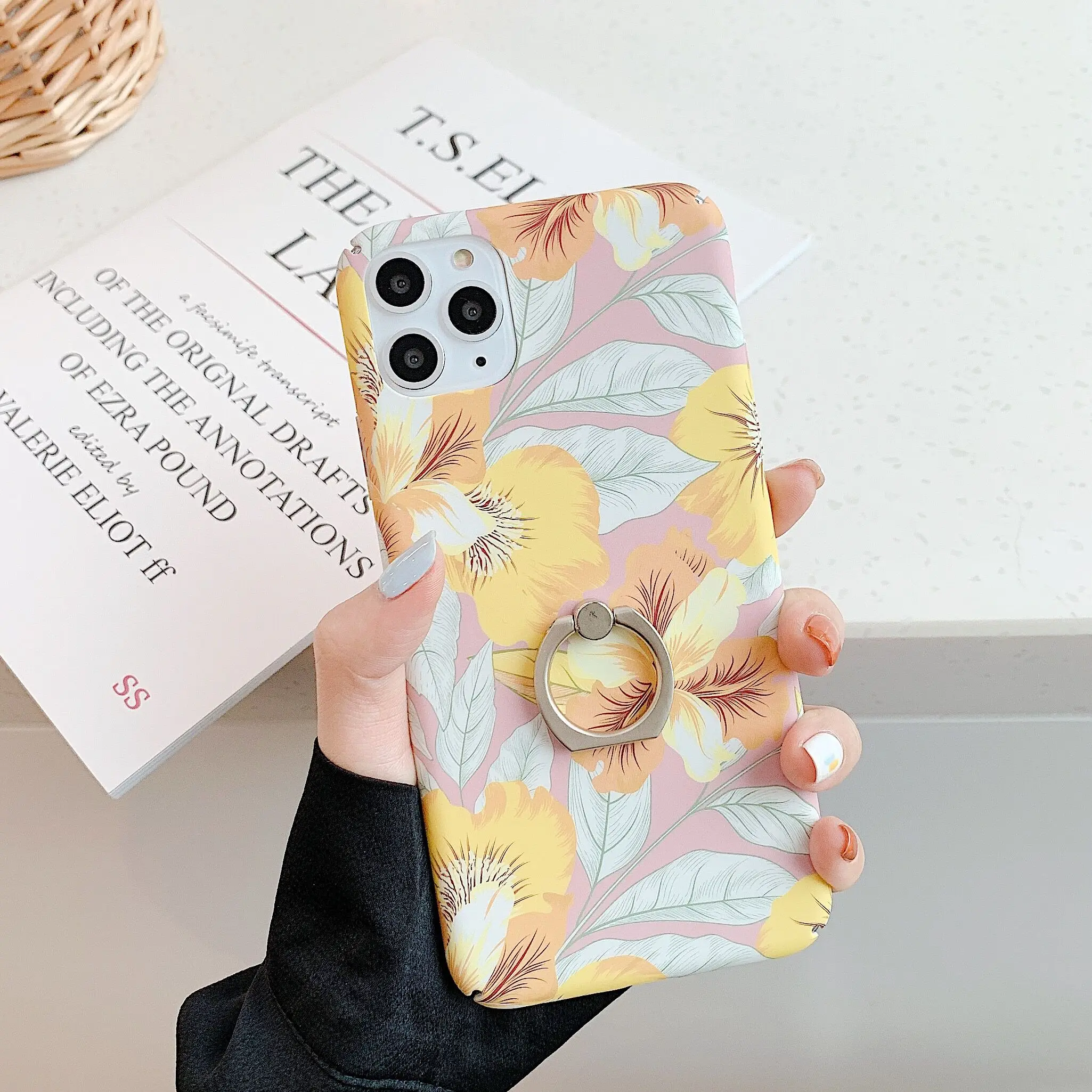 Finger Ring Holder Leaves Phone Case For iphone X XR XS 11 Pro Max Case Hard Shell For iphone 8 7 6 6S Plus Case Cover coque - Color: Design 7