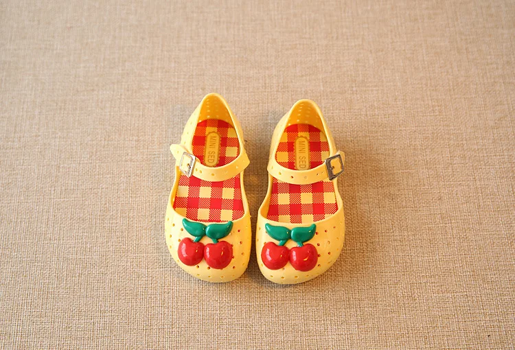 2969945740_888856304