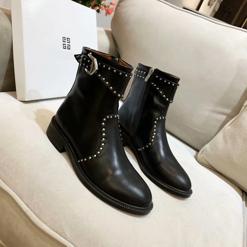 

2020 LATEST GENUINE LEATHER HIGH-END RIVET FASHION LOW-HEEL CHELSEA ZIP SHORT BOOTS WINTER BOOTS WOMEN