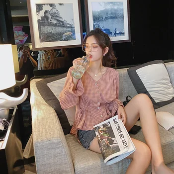 

MISHOW 2020 Spring Casual Plaid Blouses Women V-Neck Streetwear Flare Sleeve Female Loose Office Lady Fashion MX20A4488