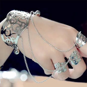 

Women Gold Silver Color Big Hand Tassel Chain Ring Bracelet Wrist Bangle With Bell Fashion Jewelry Arm Link Decoration