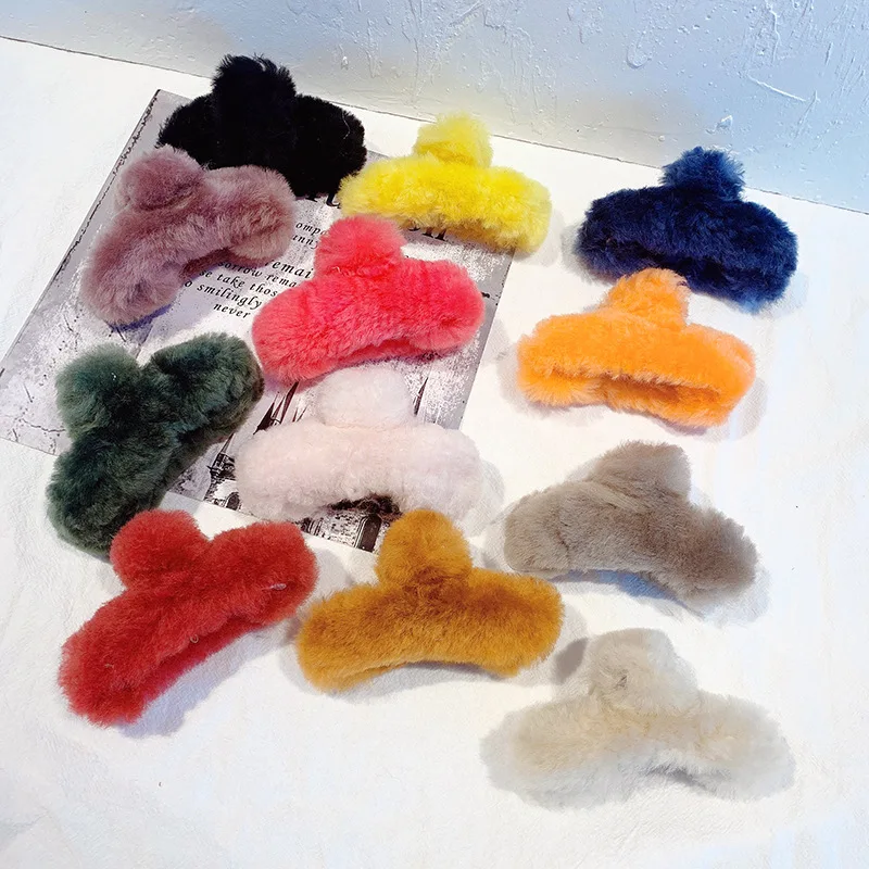 Korean Hair Claw Ins Fashion Faux Fur Hair Holder Winter Hairpin Simple