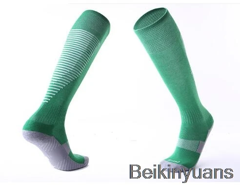 Green and white Хлопковые детские спортивные футбольные носки, толстые гольфы, высокие футбольные гольфы, Нескользящие, удобные и дышащие - Цвет: Green and white