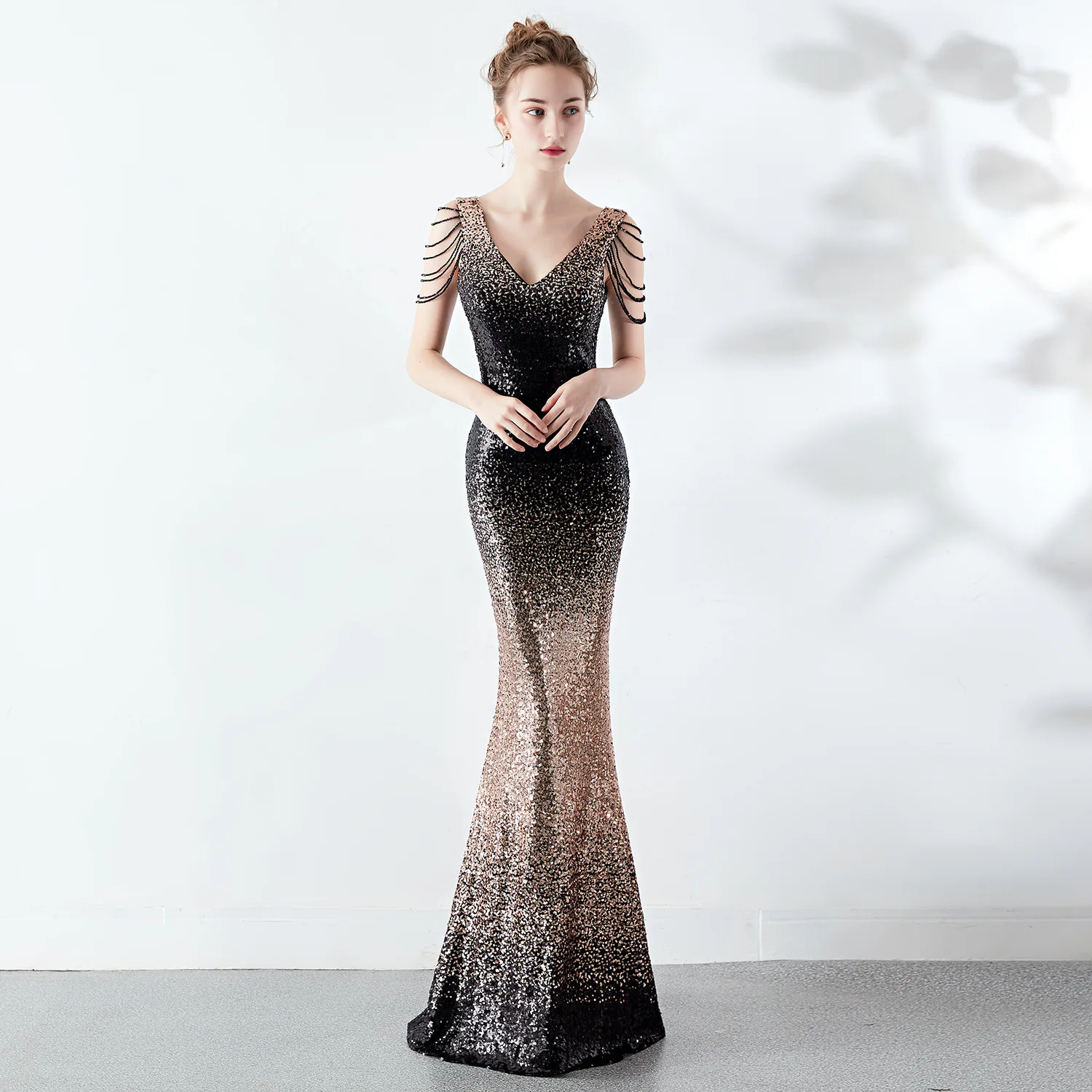 

fashion Sexy V-neck Mermaid Evening Dresses gradient Long party evening Dress Elegant sequins evening gown