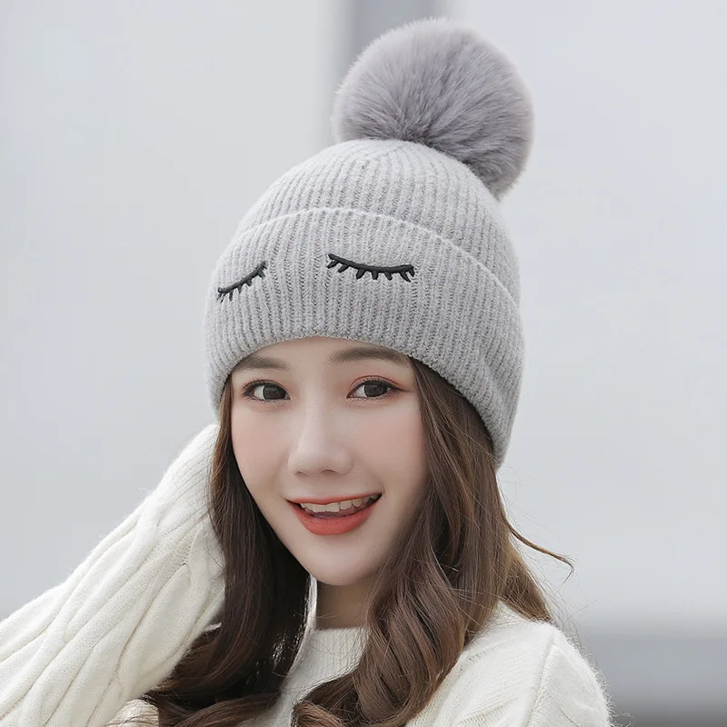 Весенняя зимняя женская вязаная шапка Skullies для девушек, студенток, плюшевая теплая шапка, модная шапка с помпонами, женские зимние шапки