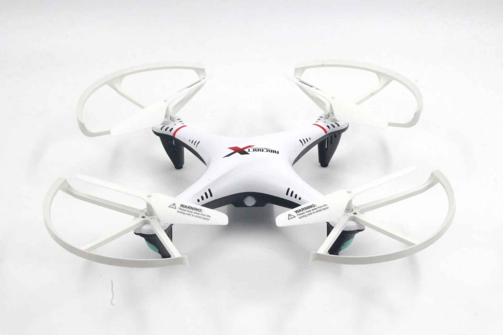 

Lux L6039n Remote Control Four-axis Aircraft for Areal Photography Large Plane Toy WiFi Real-Time Image Transmission Helicopter