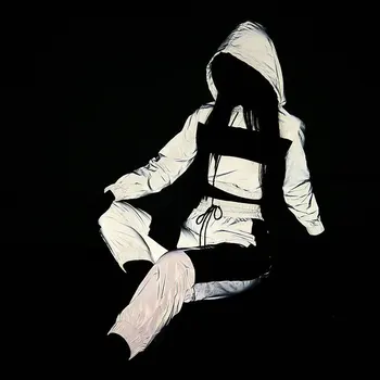 

Color Block Stitching Reflective Sweatsuit Two Piece Set Women Hooded Crop Top Jogger Sweatpants Set Matching Tracksuit Outfits