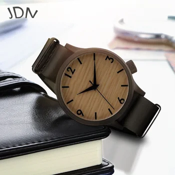 Reloj de madera Retro con diseño de piel de becerro Unisex, reloj de mano con correa de cuero cómoda, sencillo y a la moda, reloj de cuarzo informal