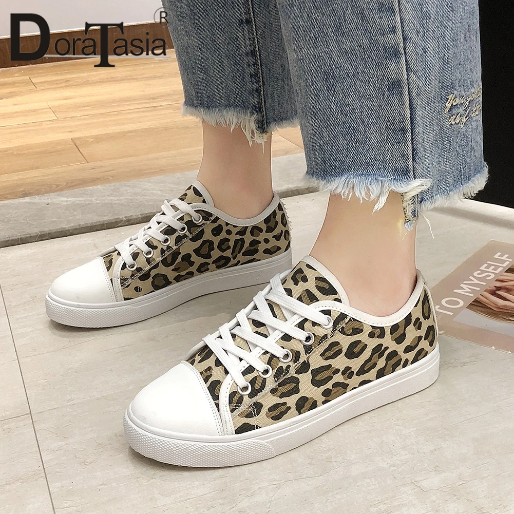 

DORATASIA New Fashion women's Flats Shoes Woman Leopard Lace Up Flat With Shoes Woman Autumn Comfortable Hot Sale Shoes Women