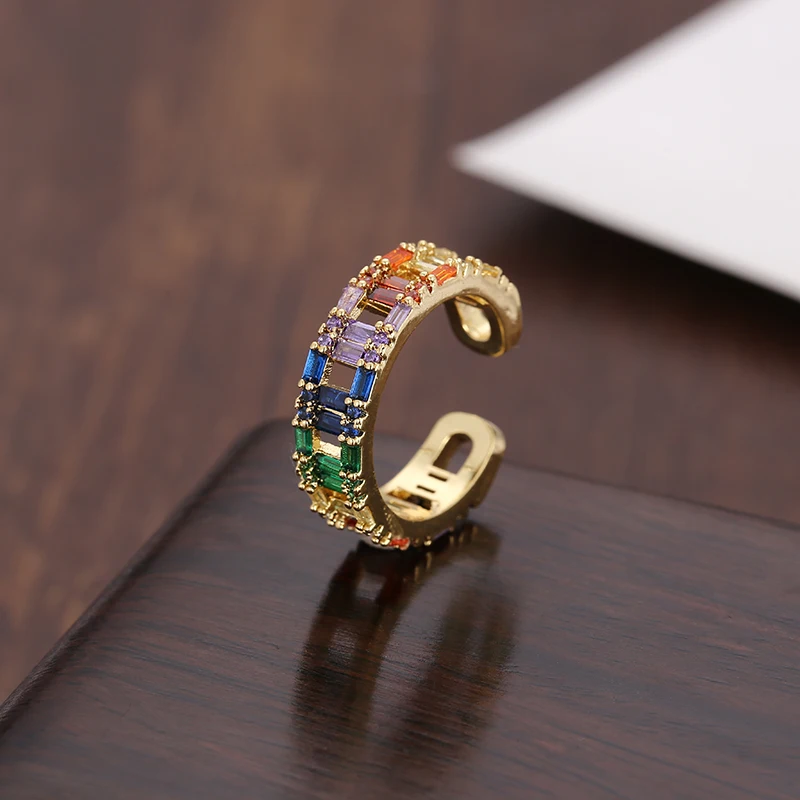 Женское золотое Открытое кольцо с фианитом регулируемое Радужное обручальные